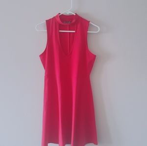 Sleeveless Choker Flare Dress